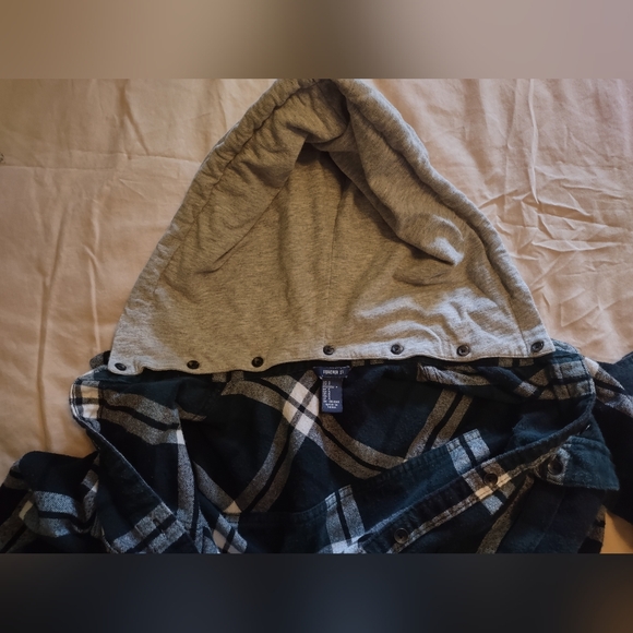 Forever 21 Flannel Hoodie Jacket / Shirt Green Black & White Plaid size S - Picture 5 of 6
